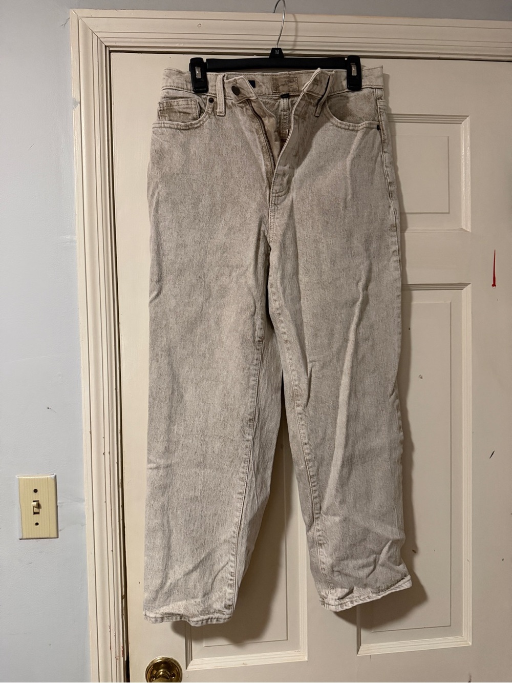 Women’s  Light Beige Stonewashed Jeans
